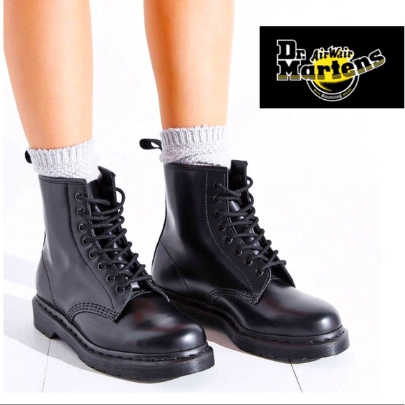1460 mono patent leather ankle boots